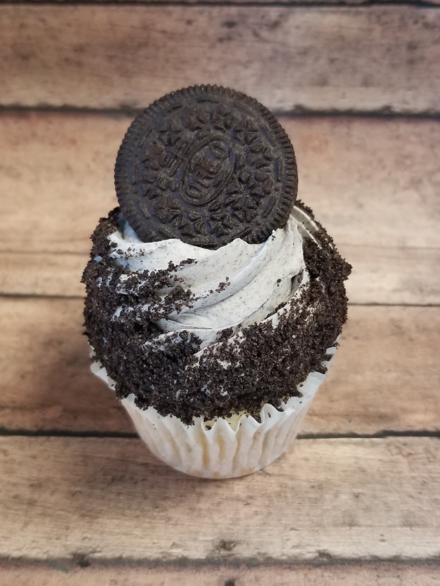Oreo cupcake