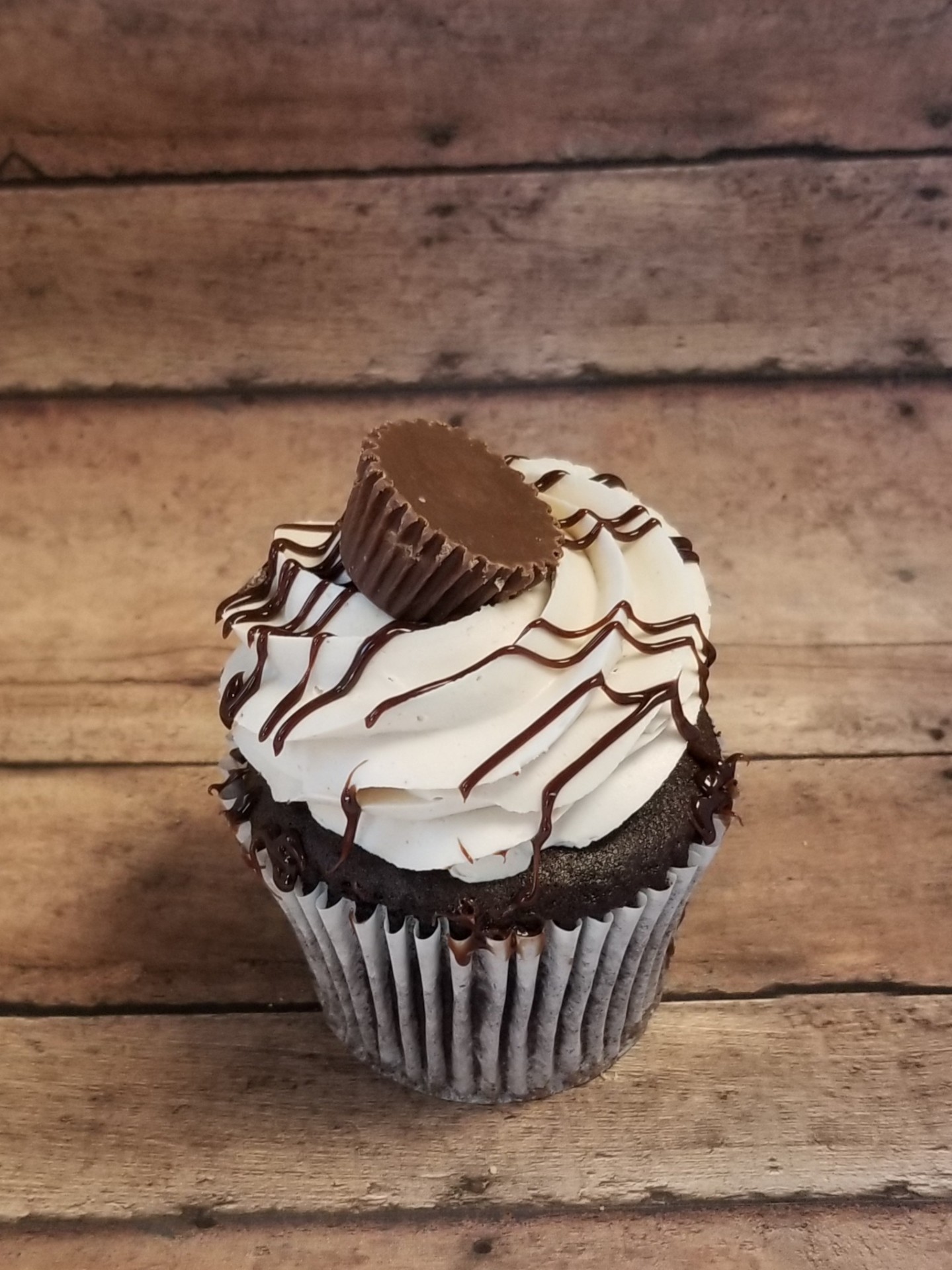 Peanut Butter Madness cupcake