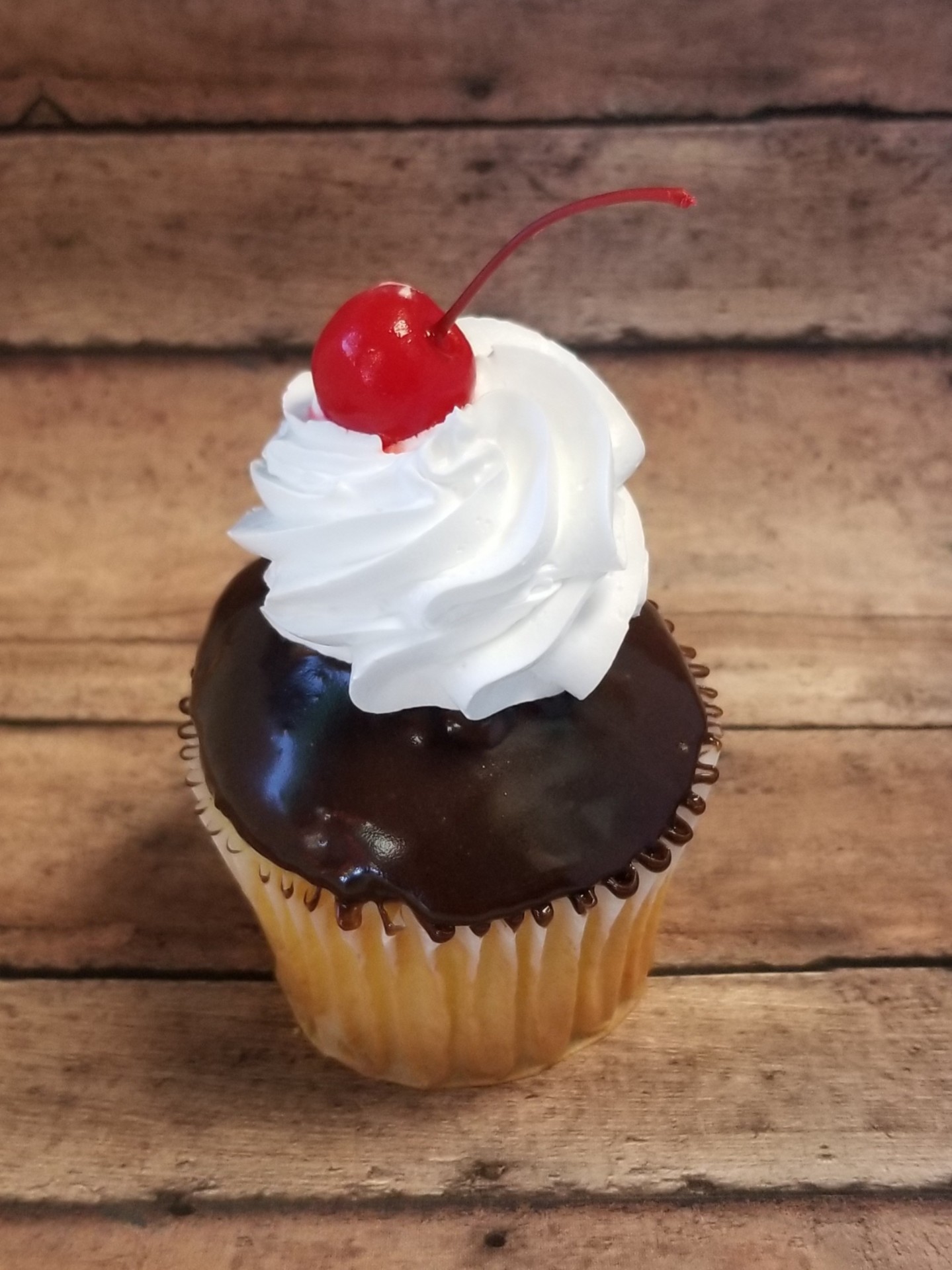 Boston Cream Pie cupcake
